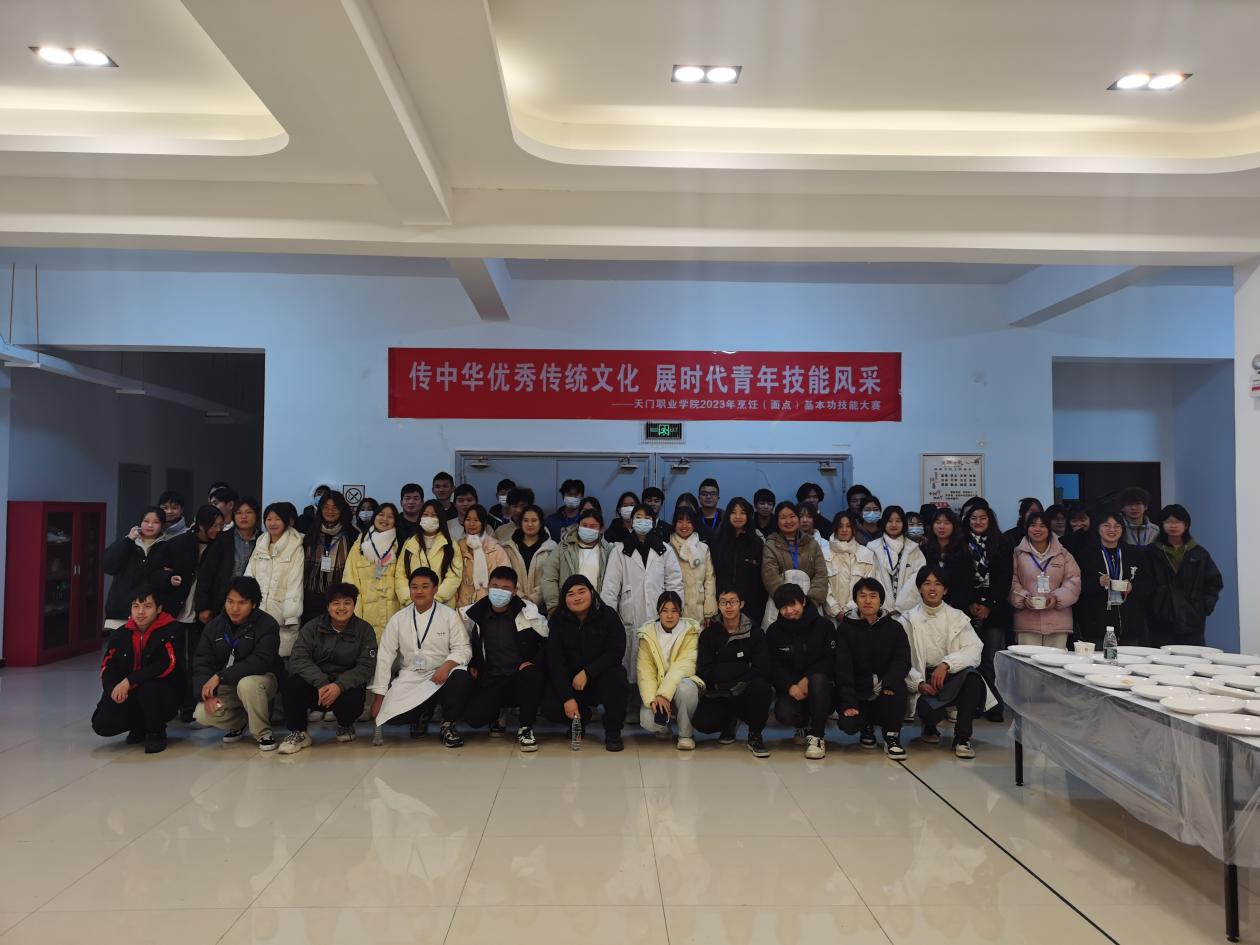 1-24010P94Z5915.png
